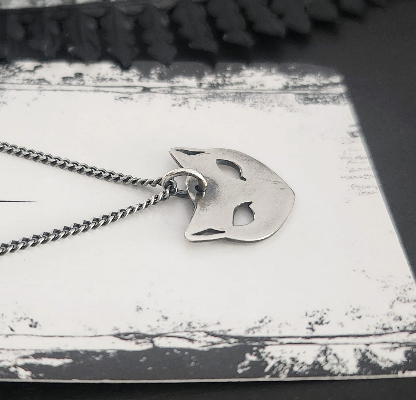 LE CHAT necklace