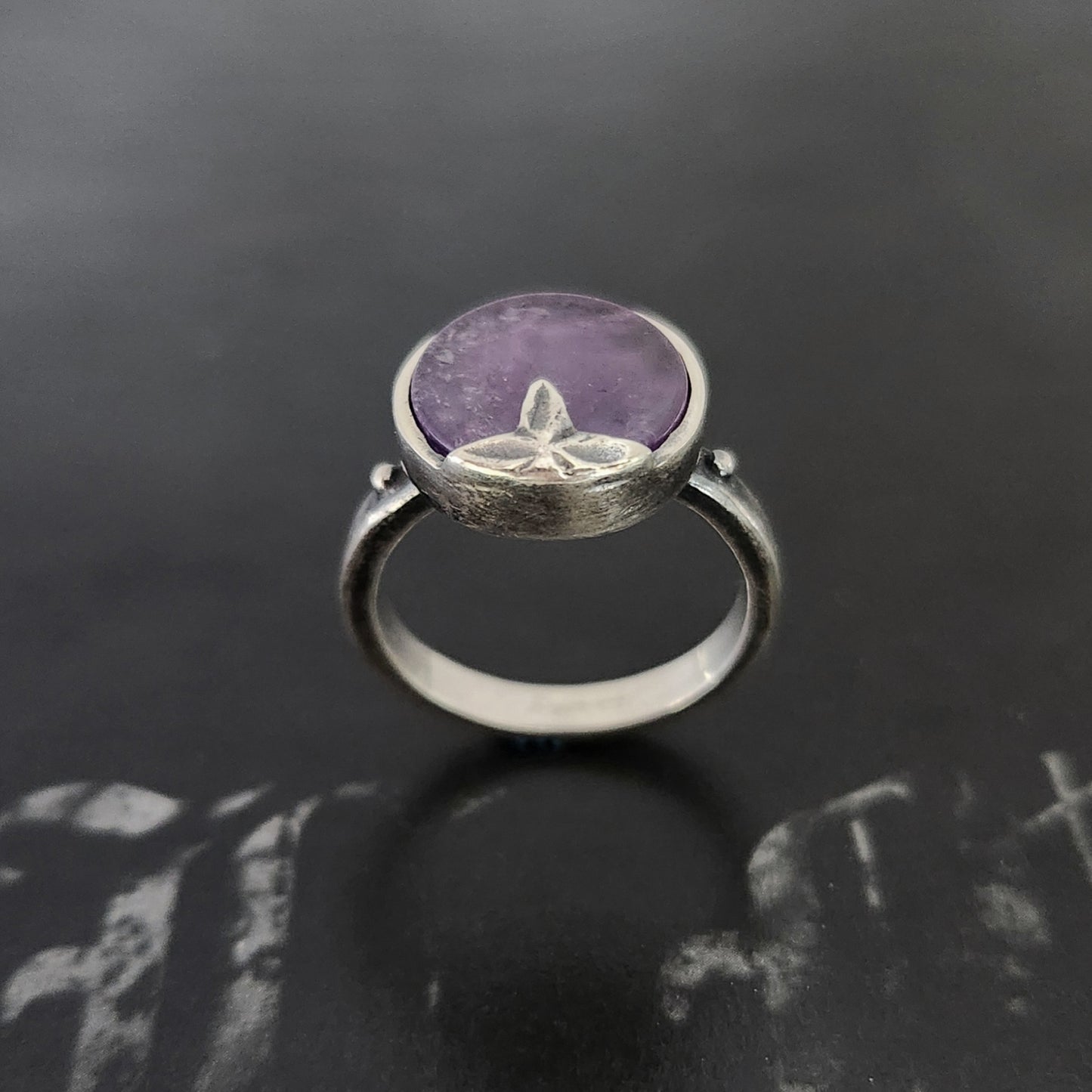 ELSA ring with amethyst