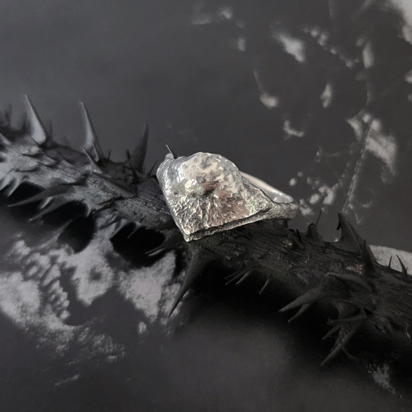 FORSAKEN ring