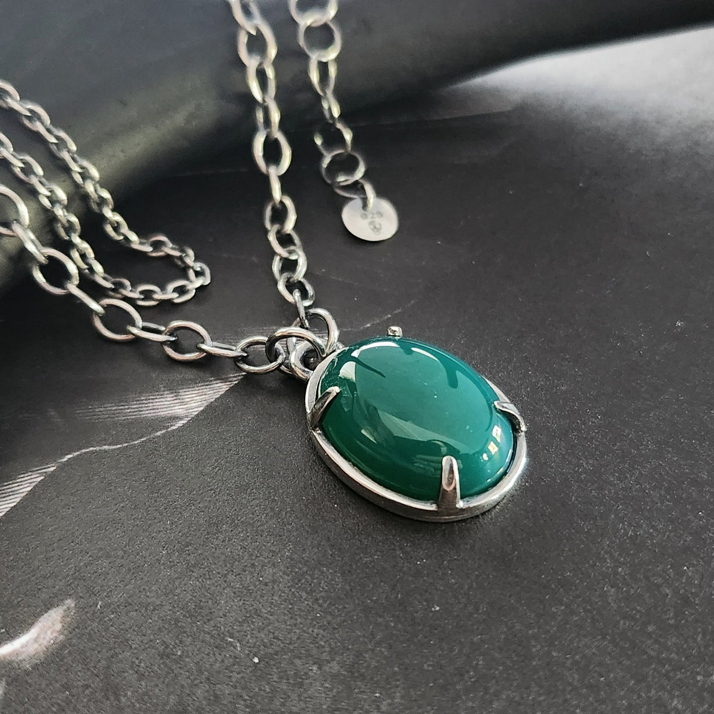 POISON IVY necklace