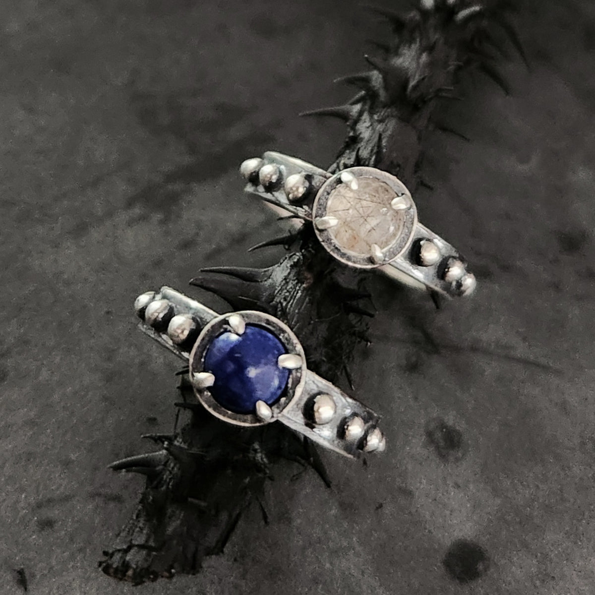 MAZZY ring with lapis lazuli or rutilated quartz