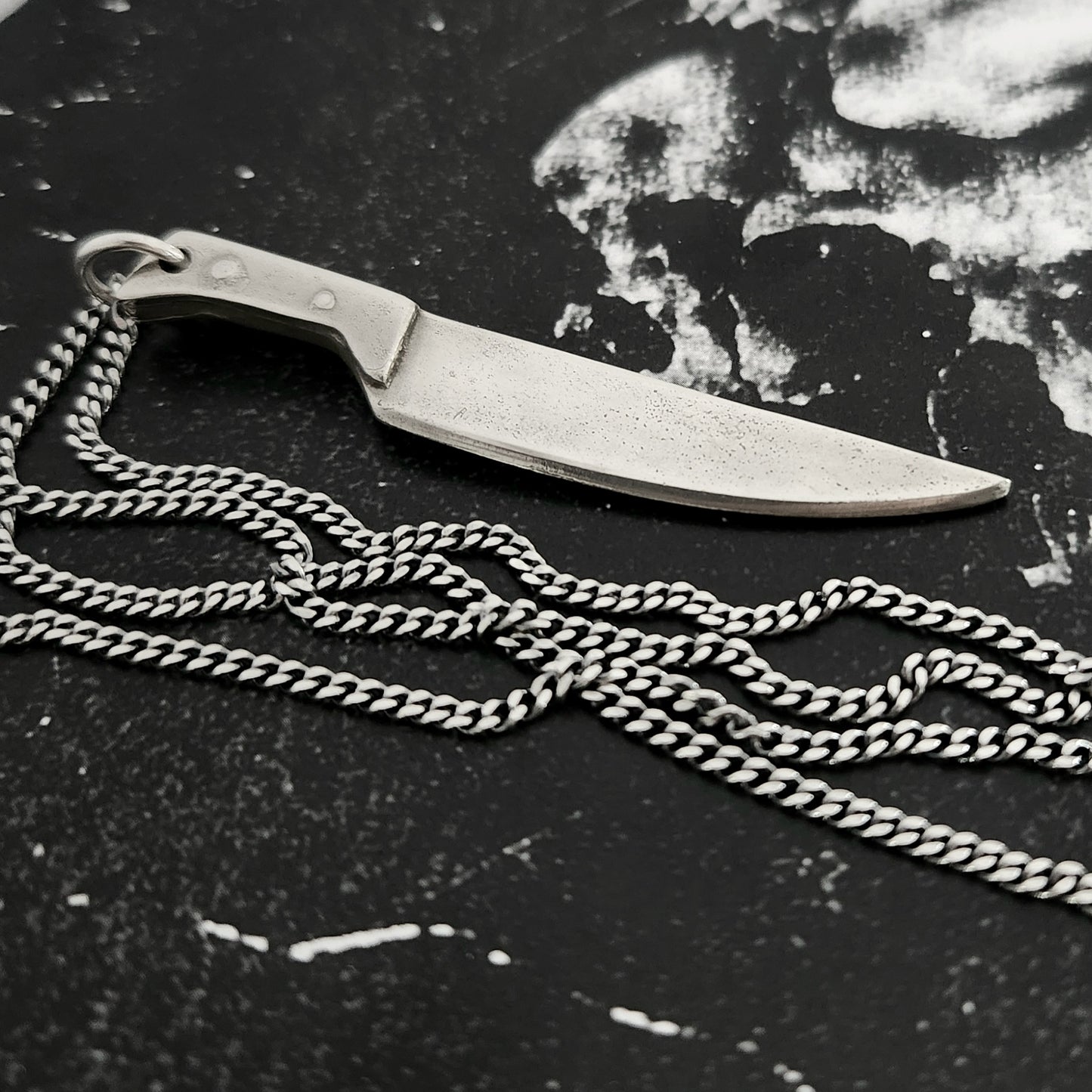 WHITE BRONZE KNIFE necklace