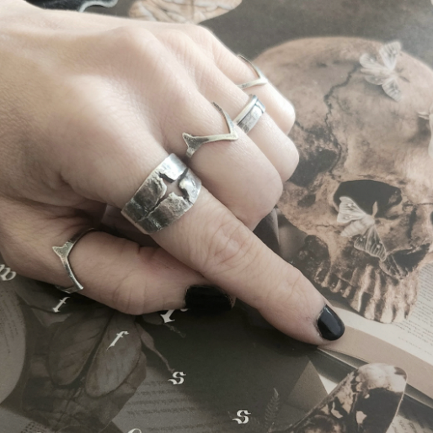 CALVAIRE ring