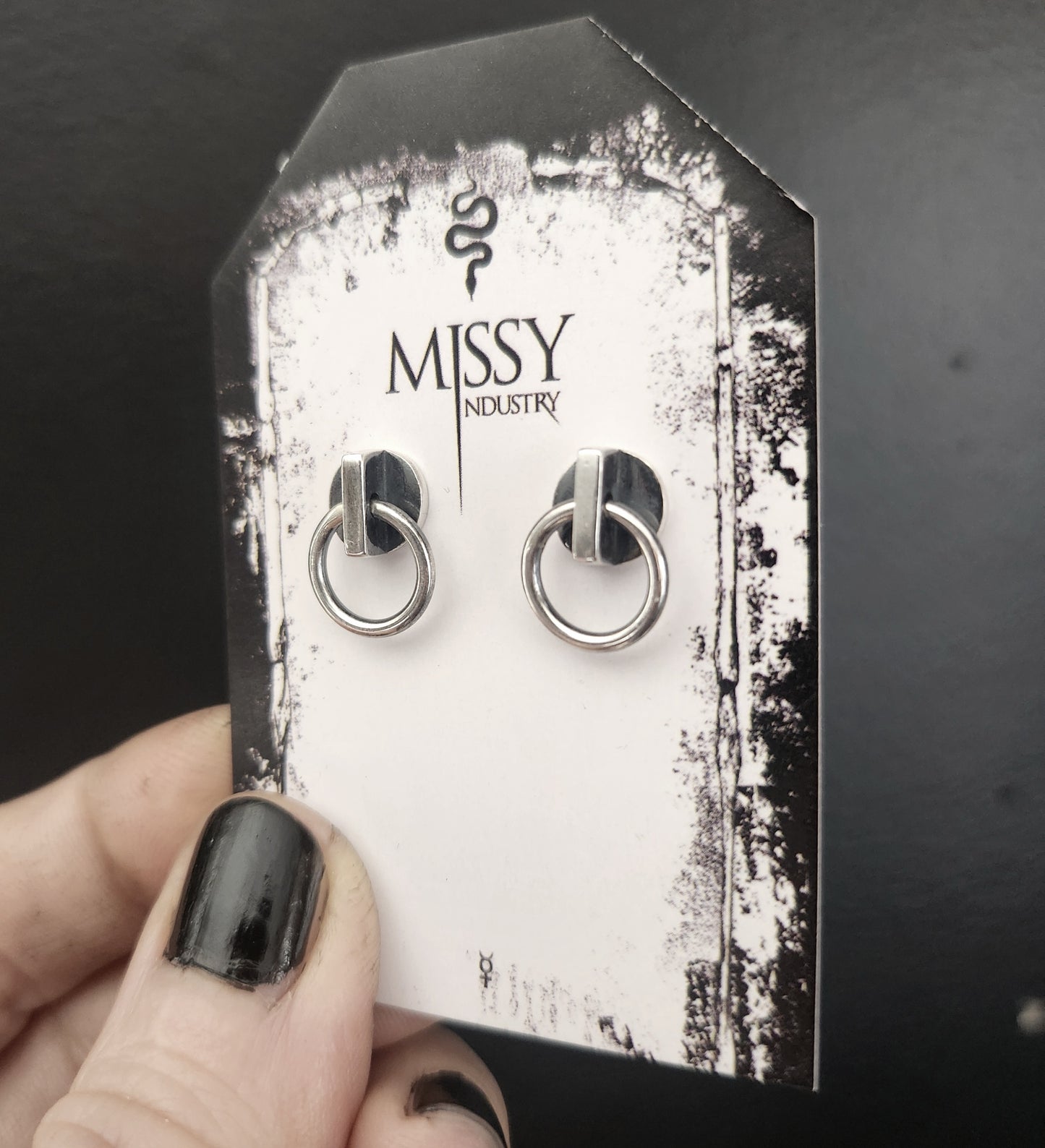 CAPTIVE earrings