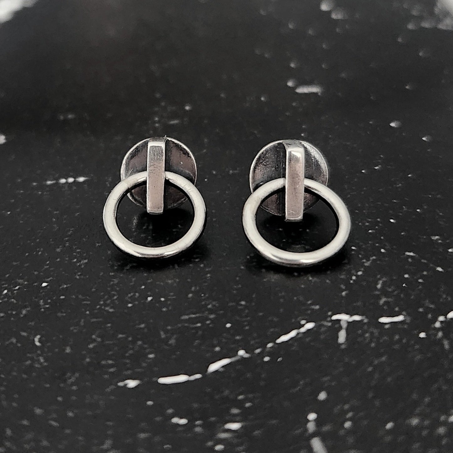 CAPTIVE earrings