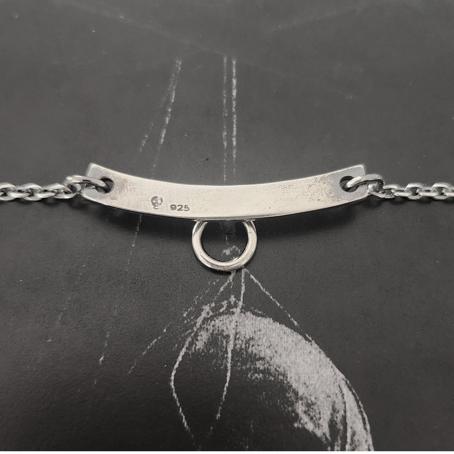 CAPTIVE necklace