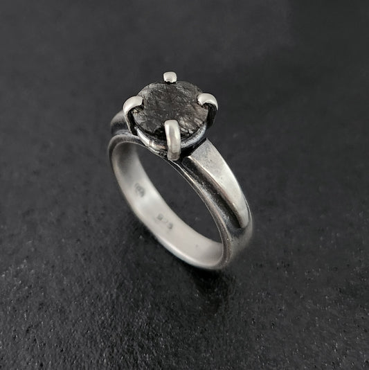 CELESTE ring with rutilated quartz