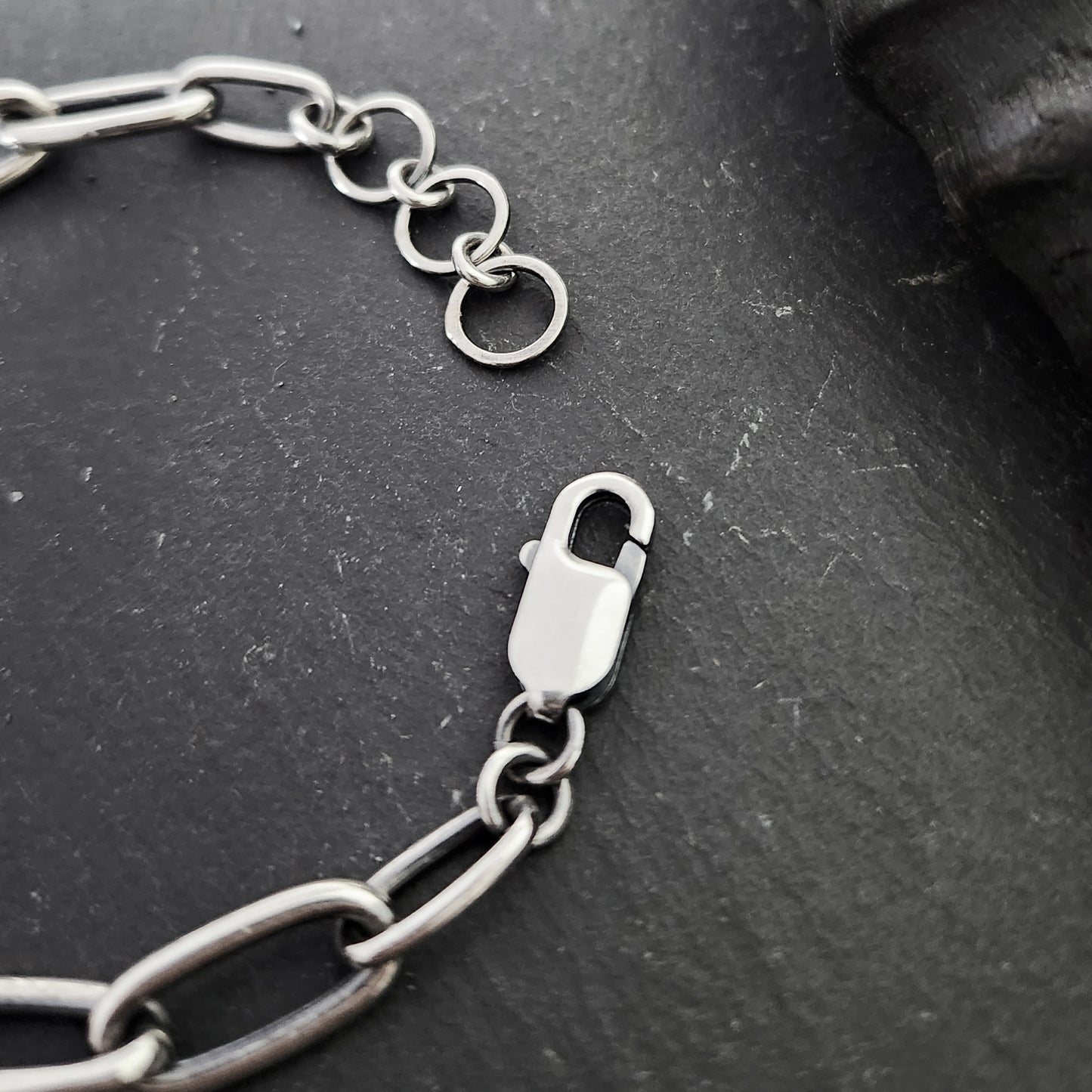 CORNERSTONE bracelet