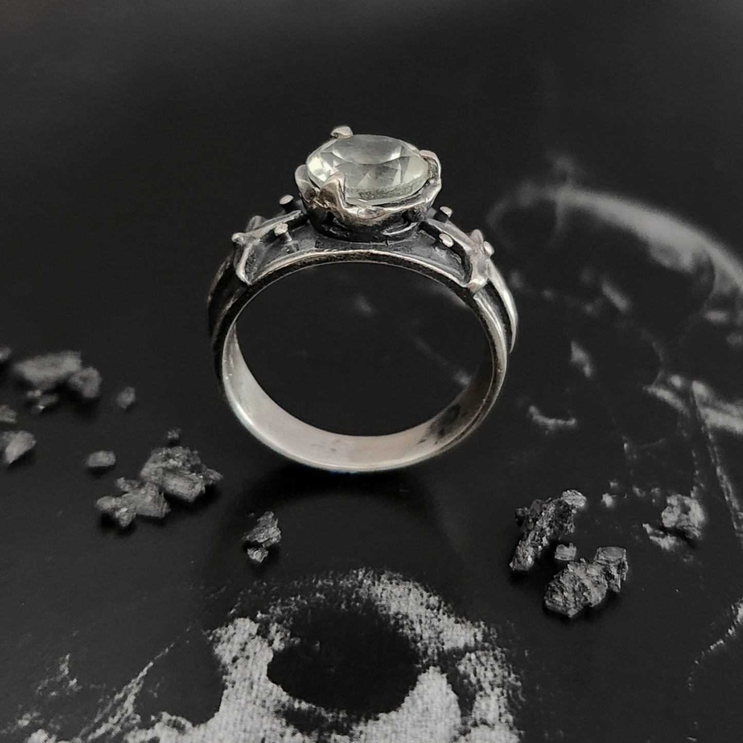 DELPHINE ring with green amethyst