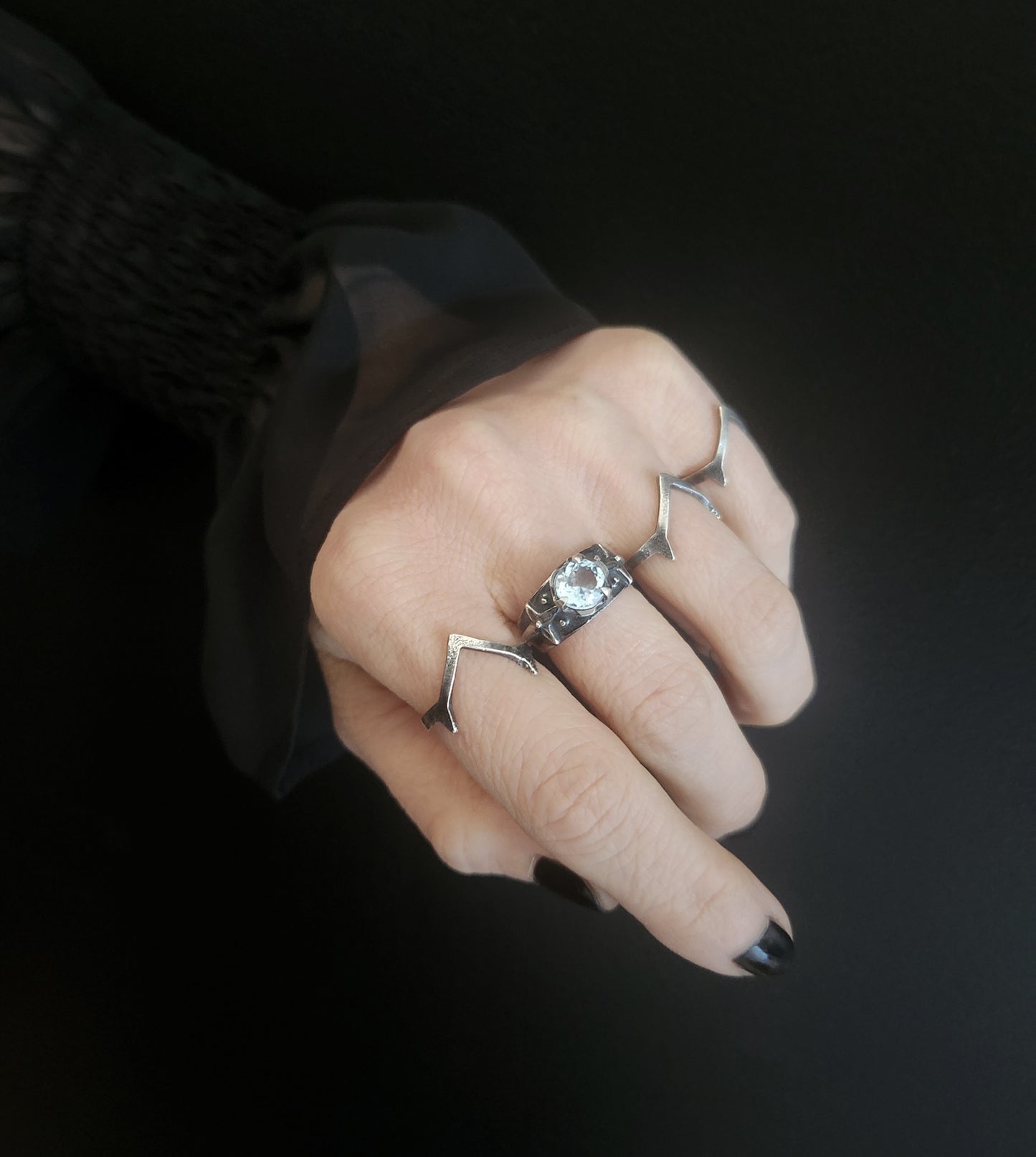 DELPHINE ring with blue topaz