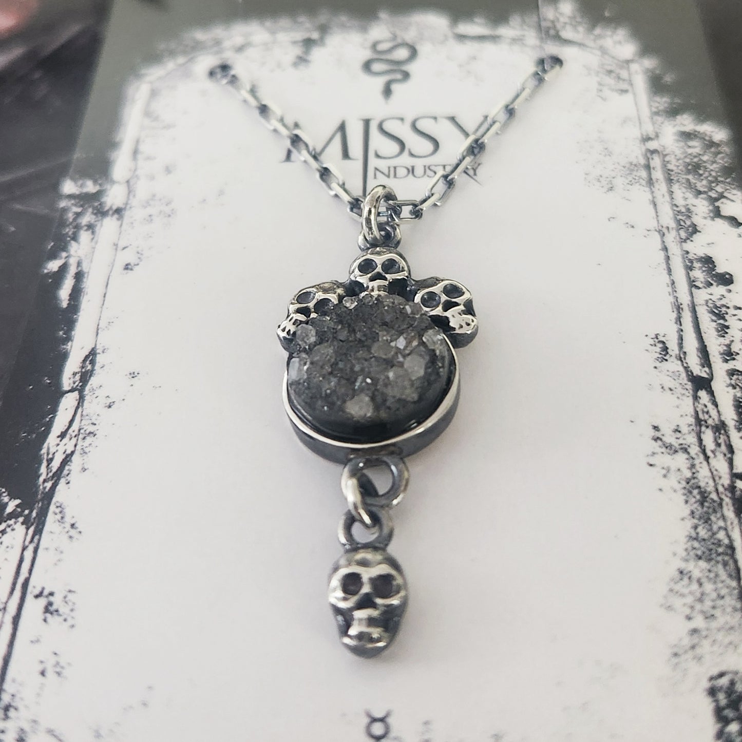 TEMPLE necklace with onyx druzy