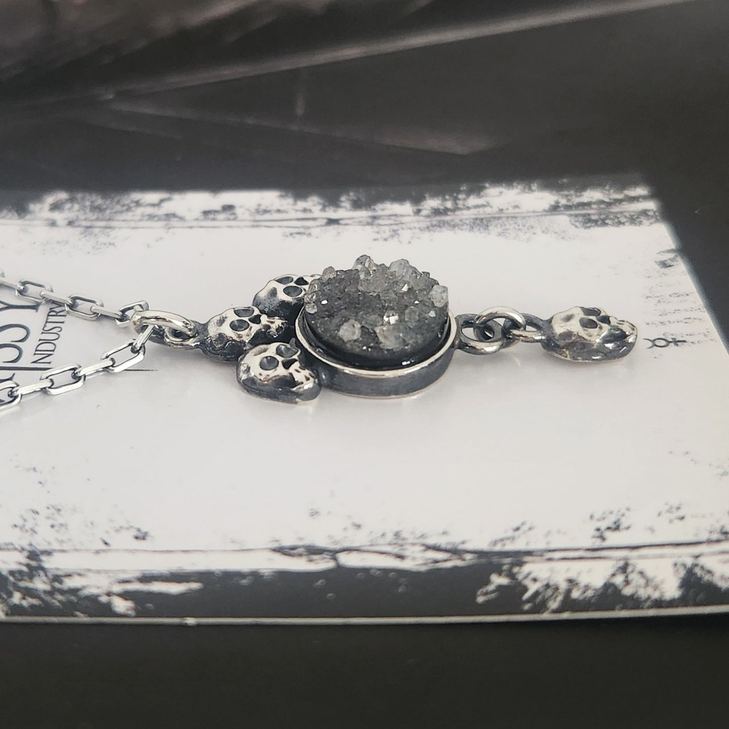 TEMPLE necklace with onyx druzy