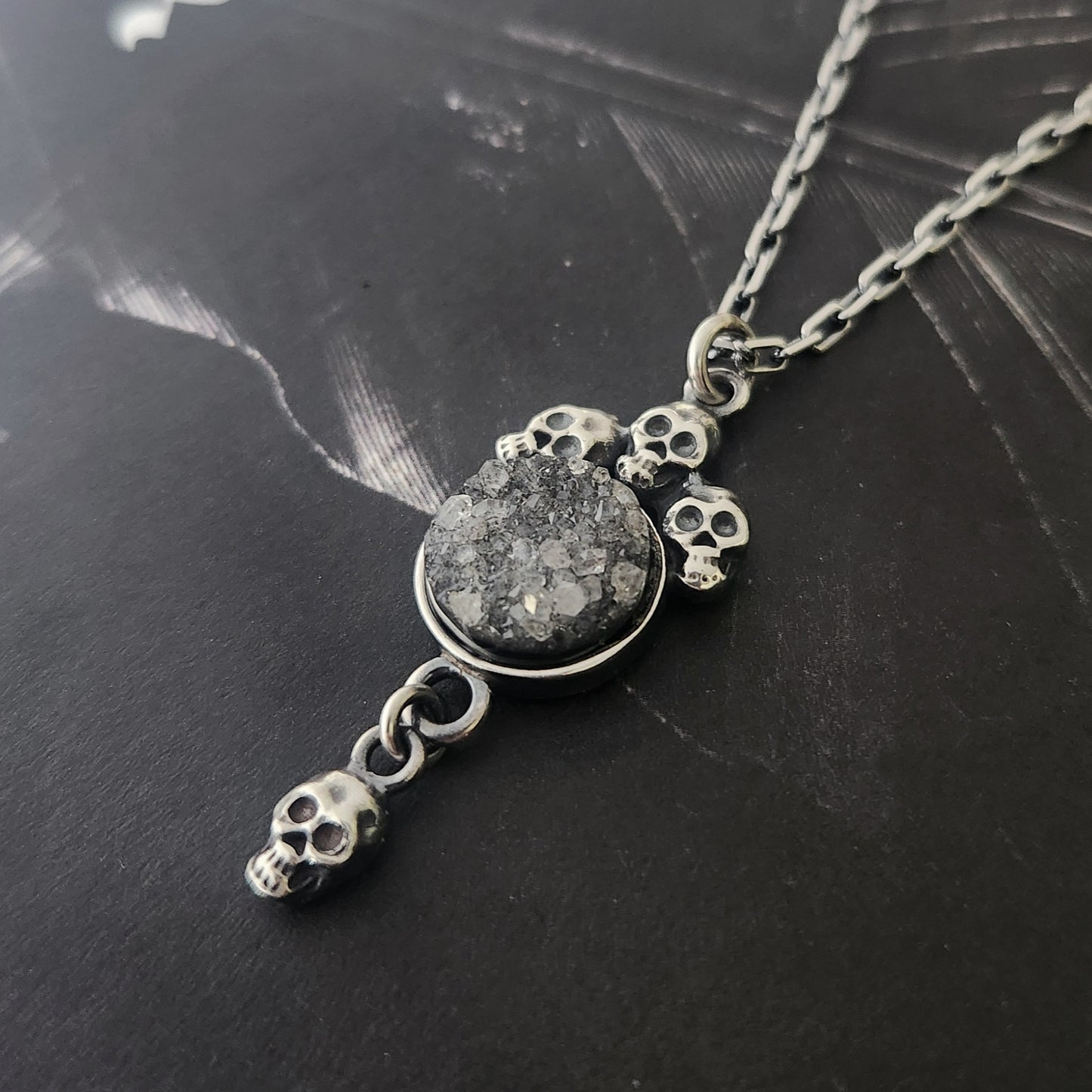 TEMPLE necklace with onyx druzy