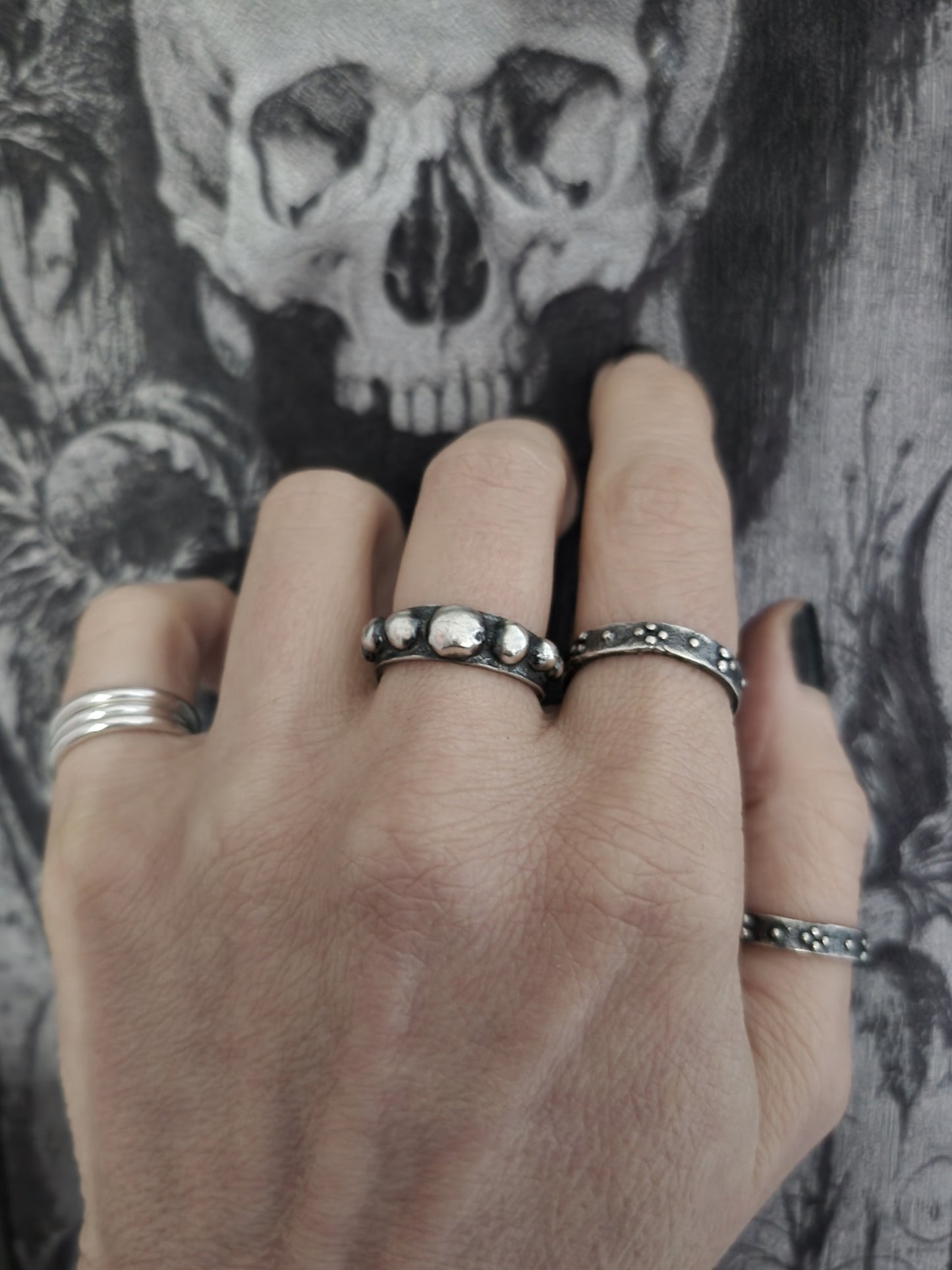 DUNGEON WALL ring