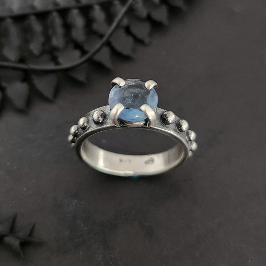 RADIANCE ring with fluorite