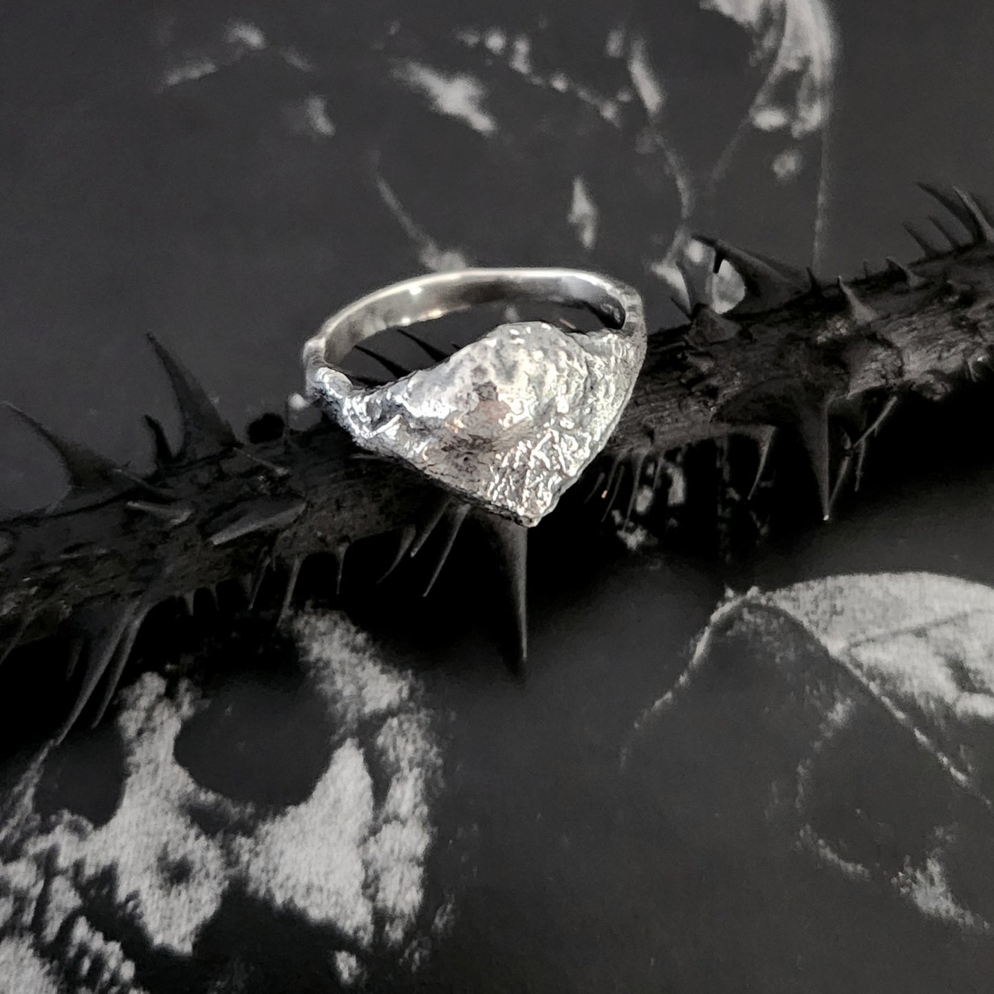 FORSAKEN ring