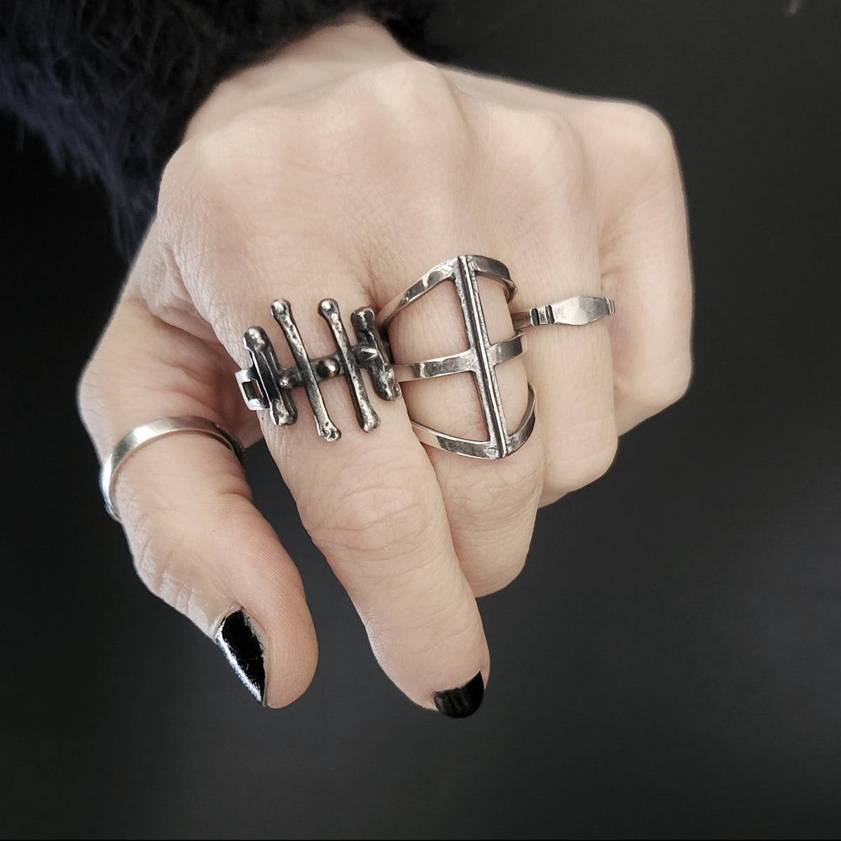 GIBBET ring