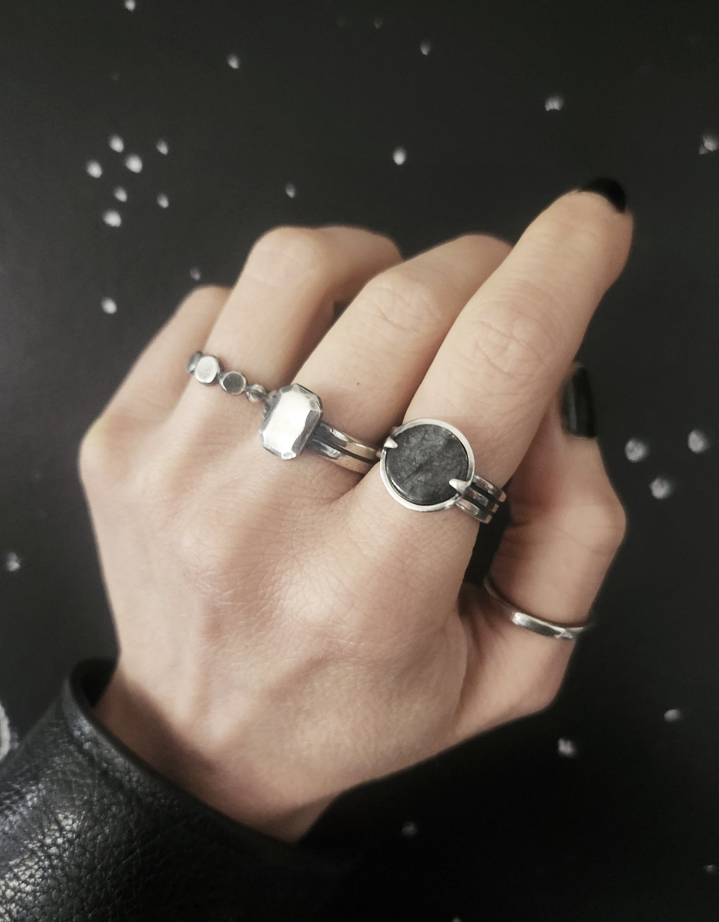 HELIOS ring with rutilated quartz