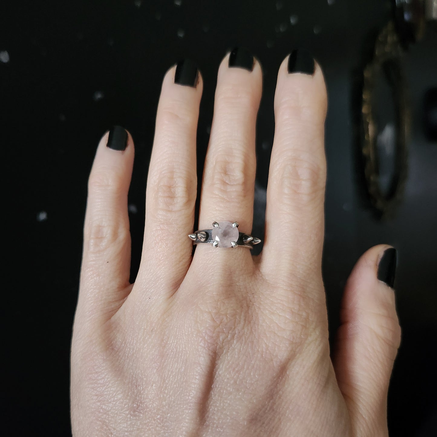 HURT ring with rose quartz