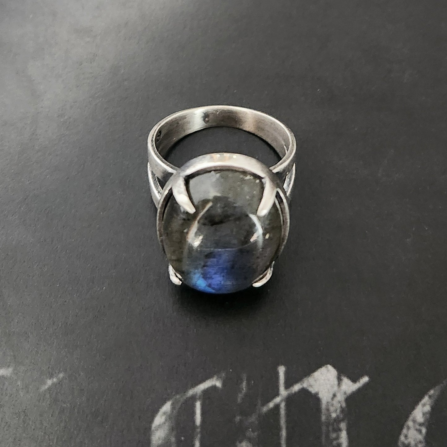 LABRADORITE ring size 8