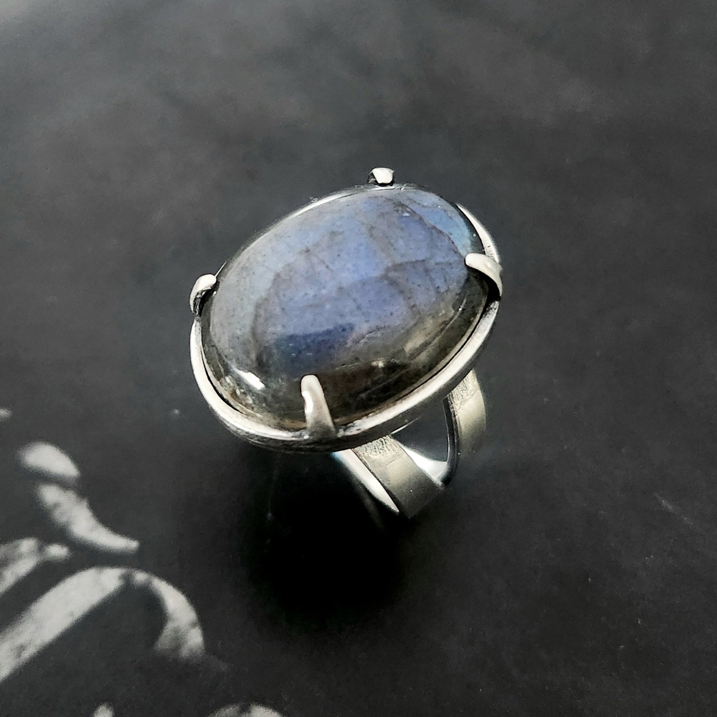 LABRADORITE ring size 8