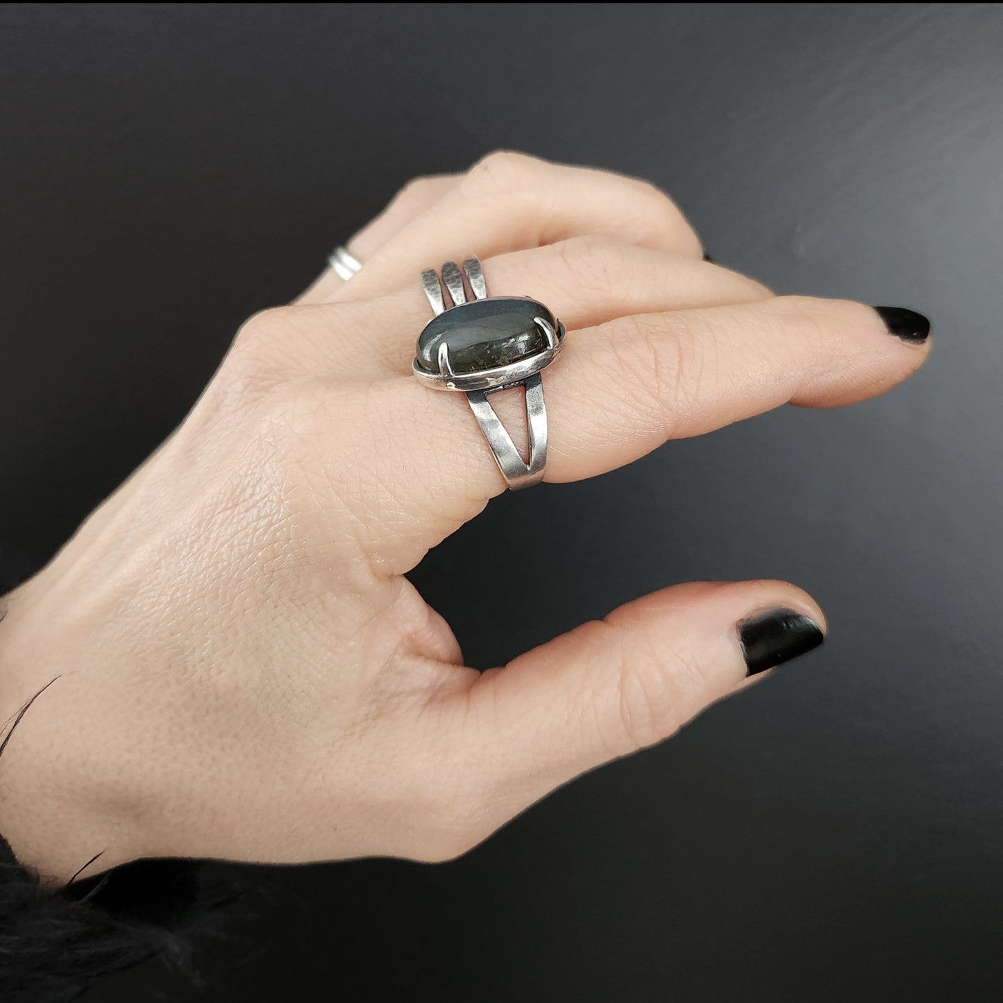 LABRADORITE ring size 8