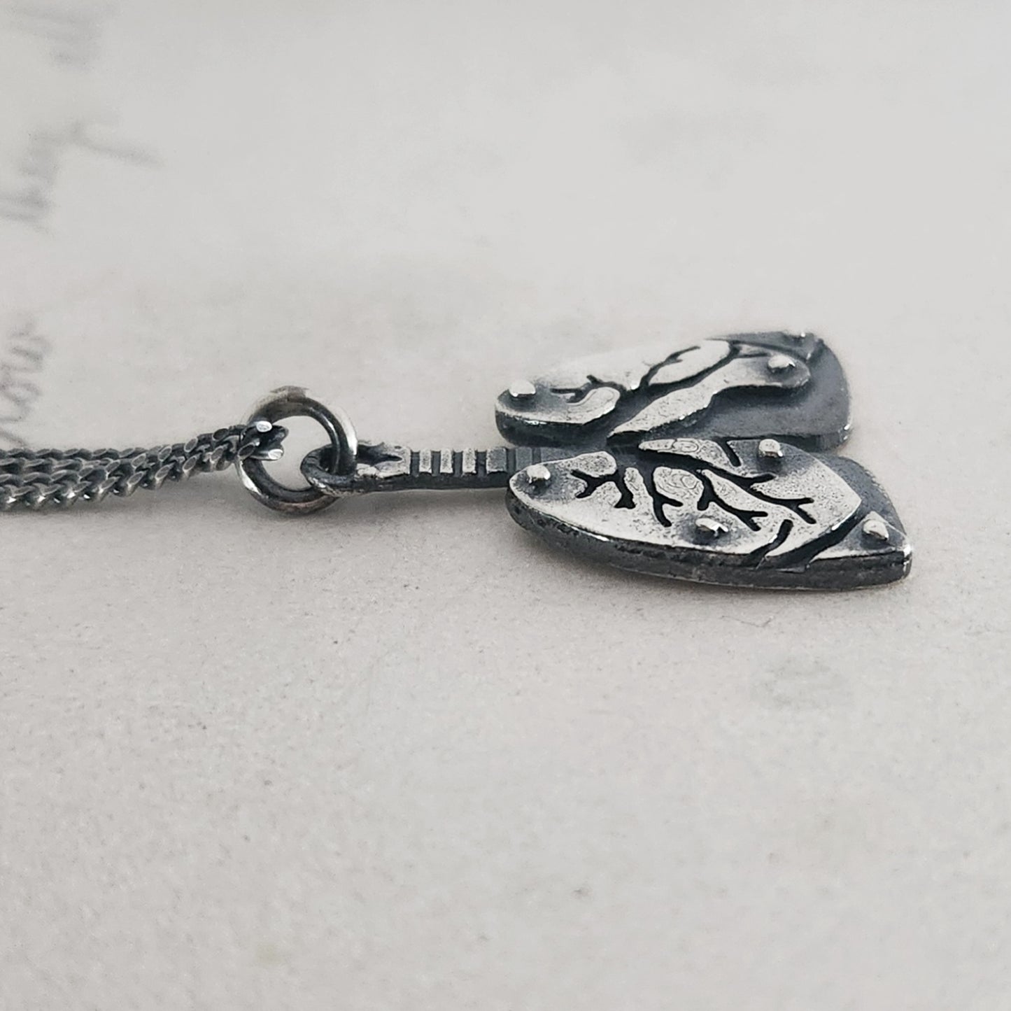 LUNGS necklace