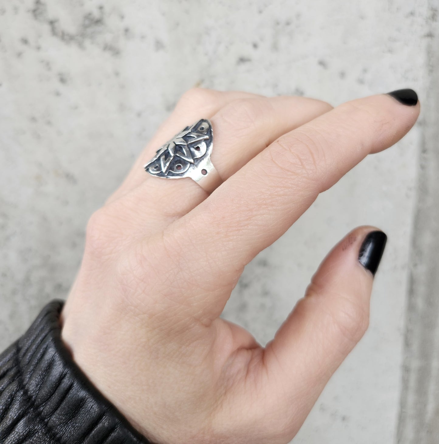 MAYA ring