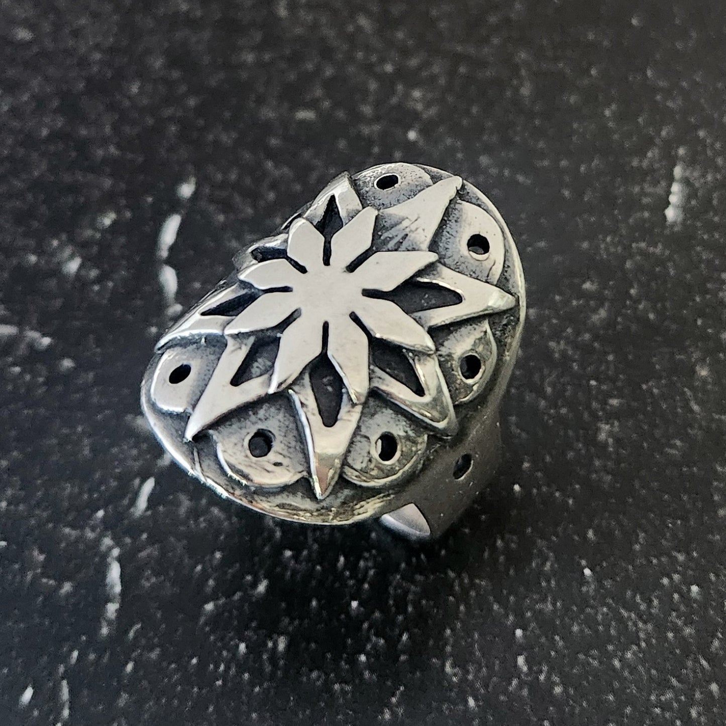 MAYA ring