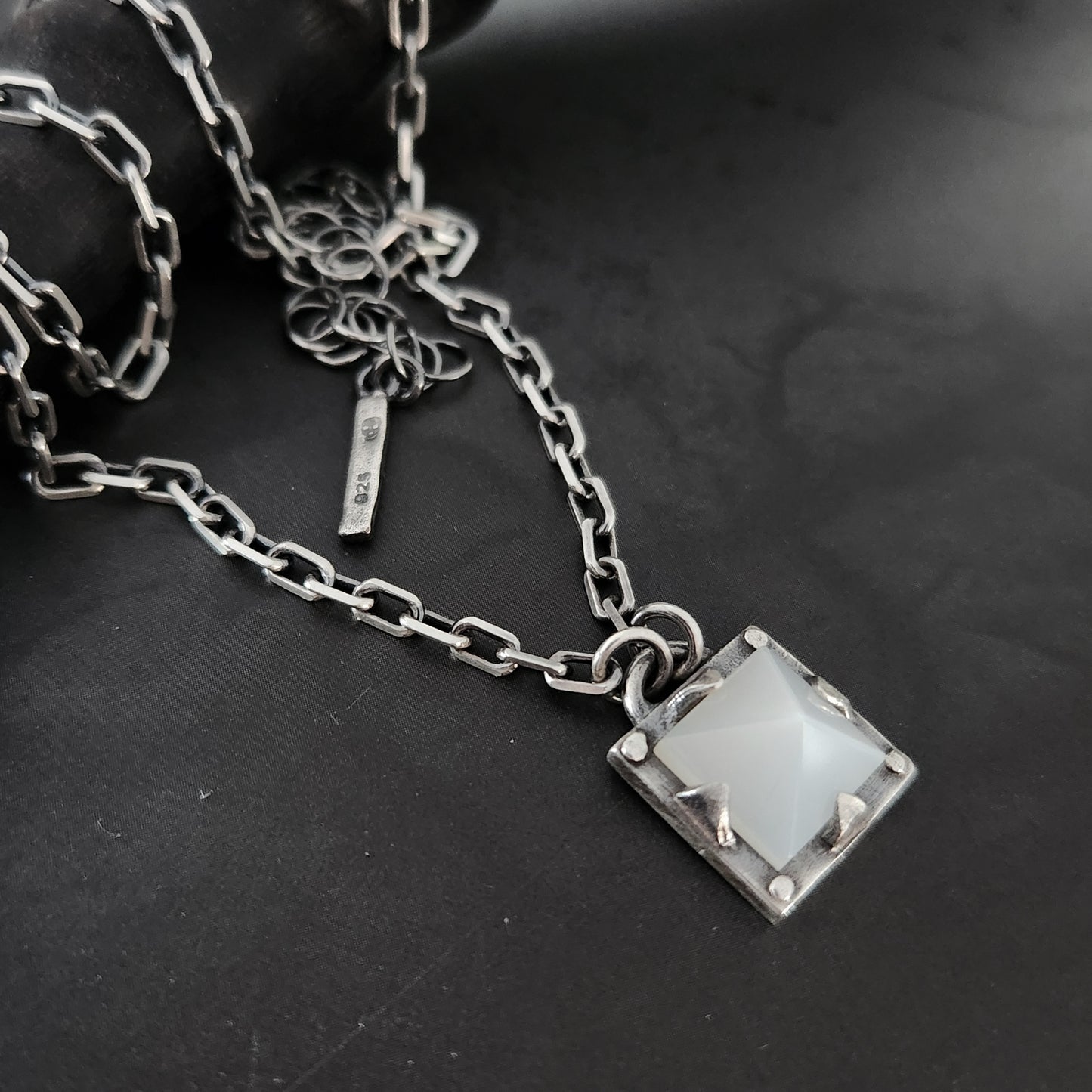 PAYSAGE D'HIVER necklace