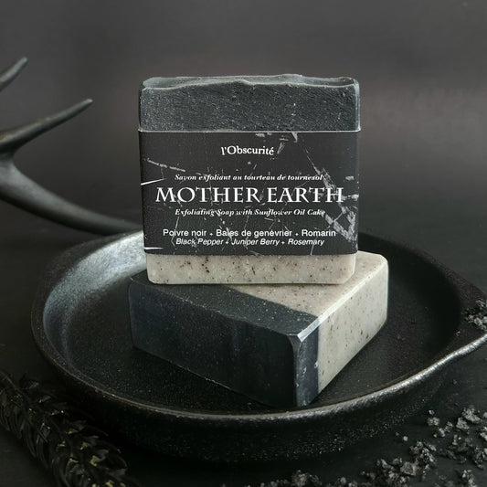 MOTHER EARTH Exfoliating Soap