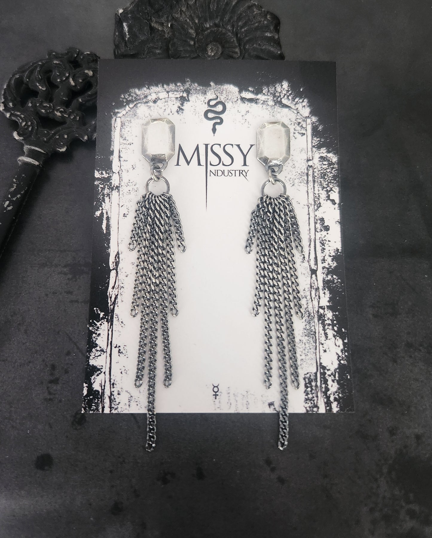 NOSTALGIA earrings