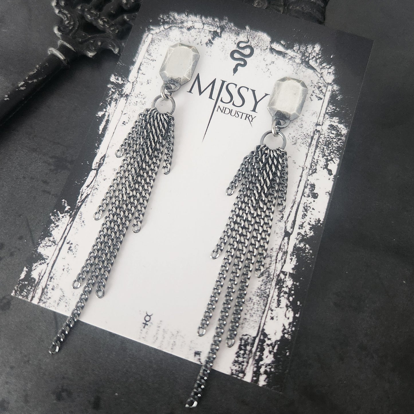 NOSTALGIA earrings