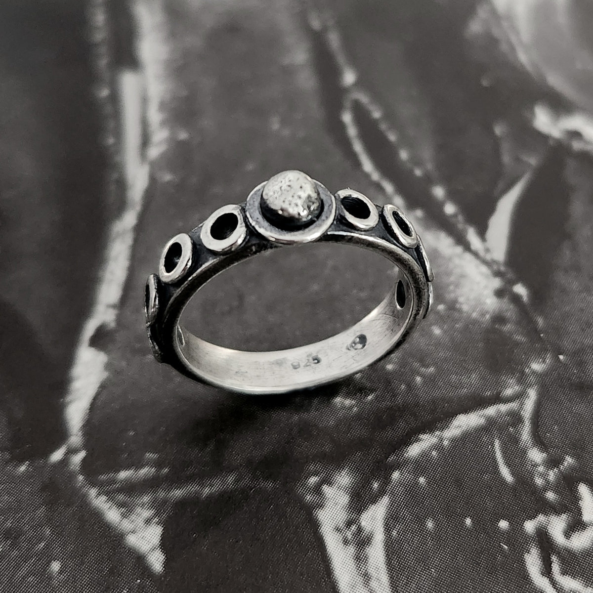 OMEN ring