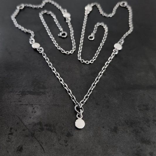OMINOUS necklace