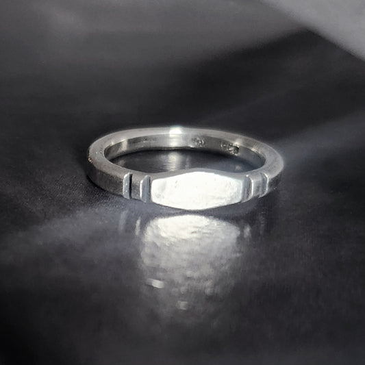 PILLAR ring