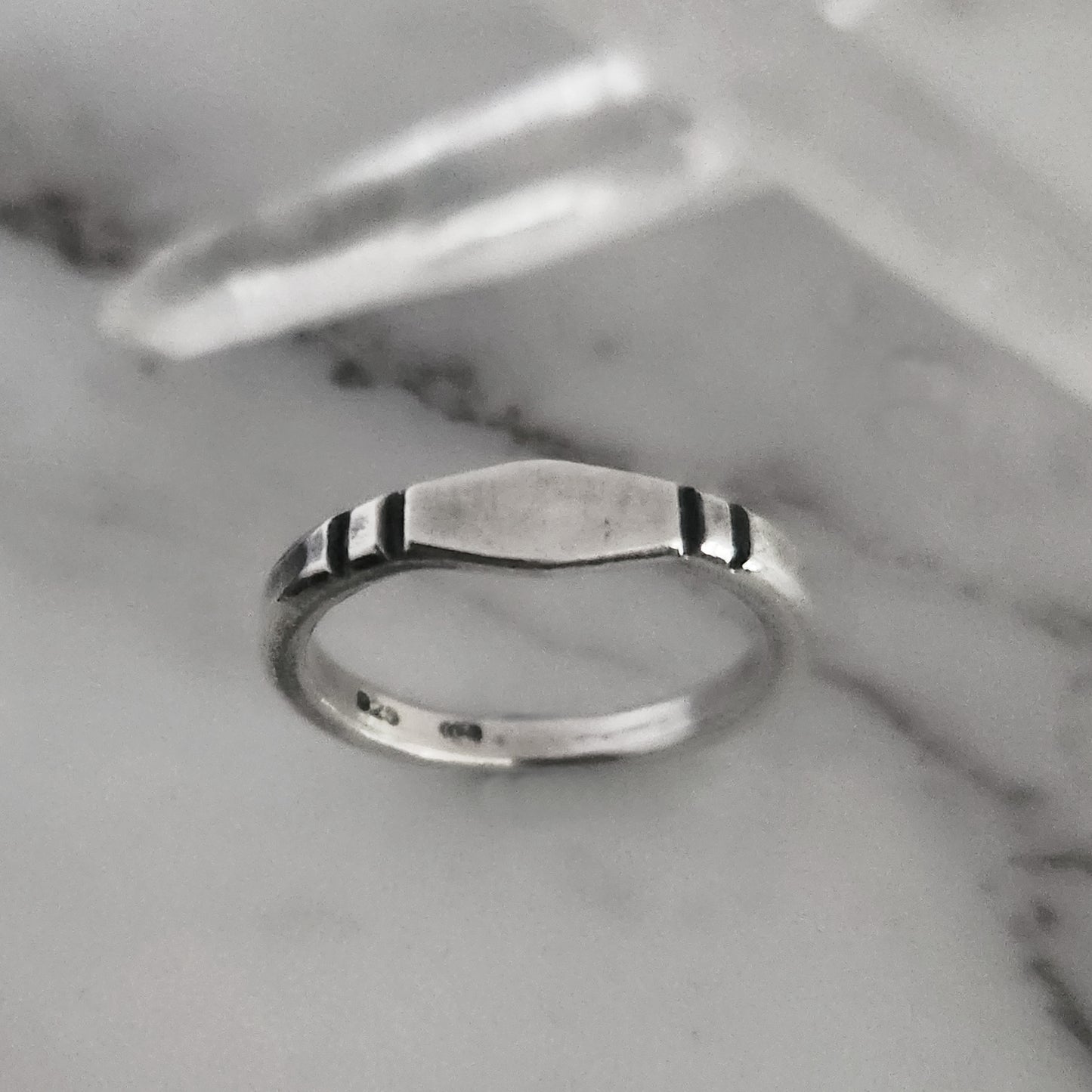 PILLAR ring