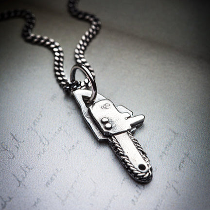 CHAINSAW necklace