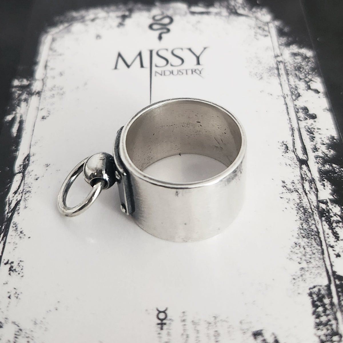 RAPTURE ring