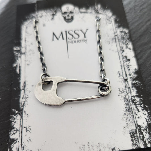 SAFETY PIN necklace