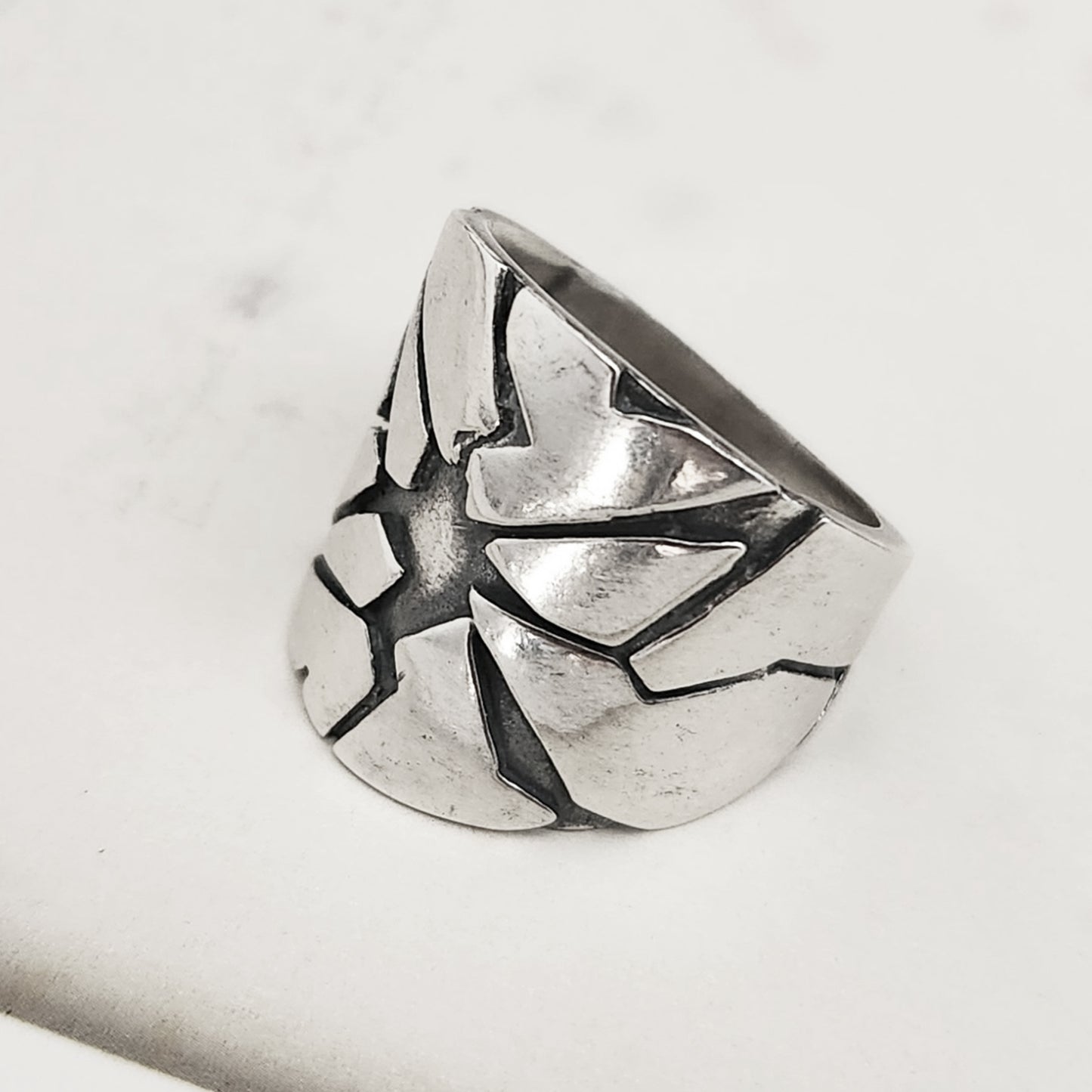 SHATTERED DREAMS ring