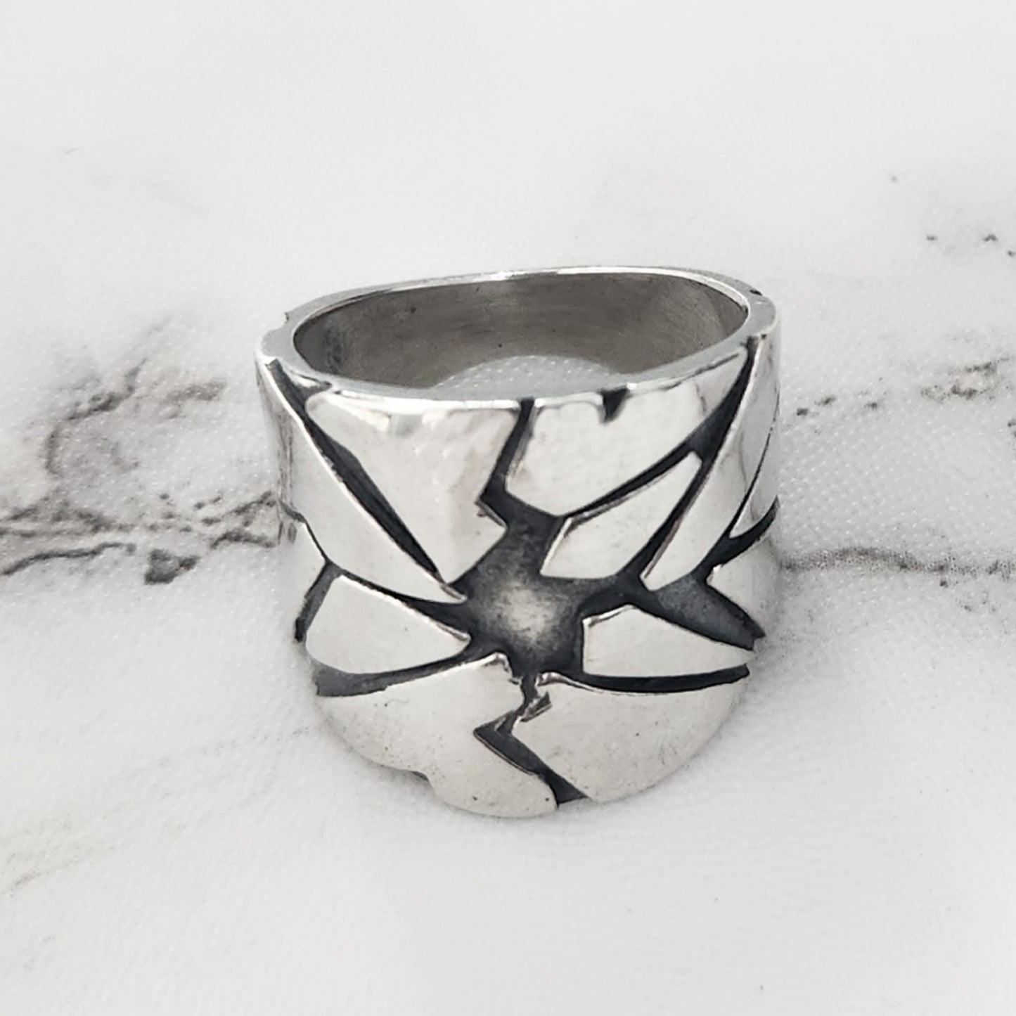 SHATTERED DREAMS ring