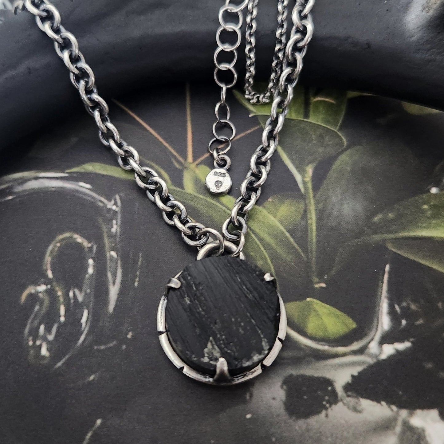 SOLEMN necklace