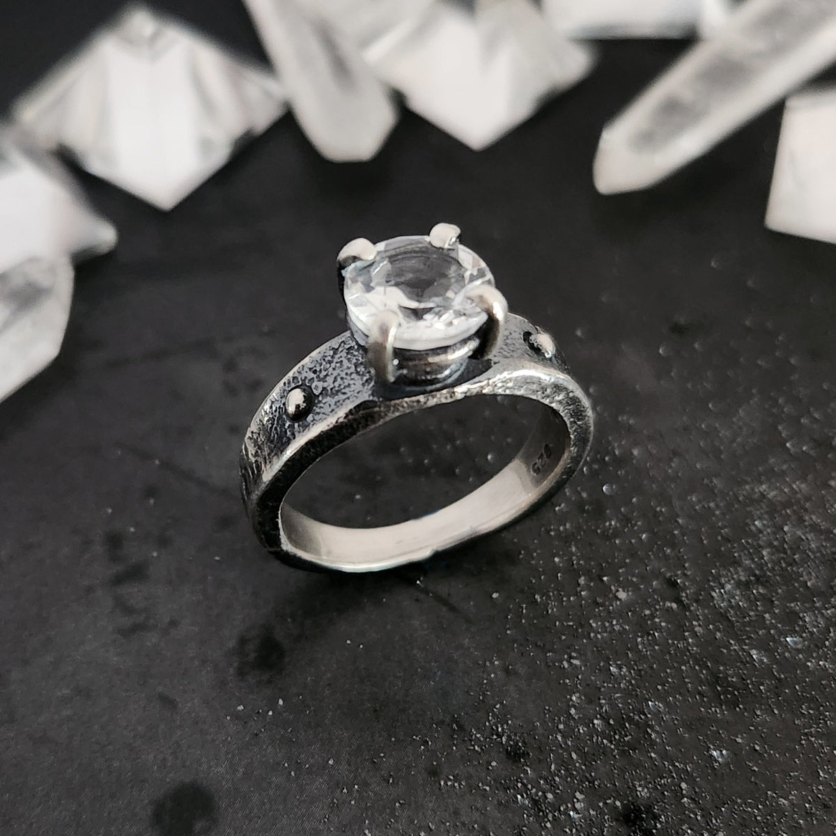 SOLITARY REIGN ring with white topaz