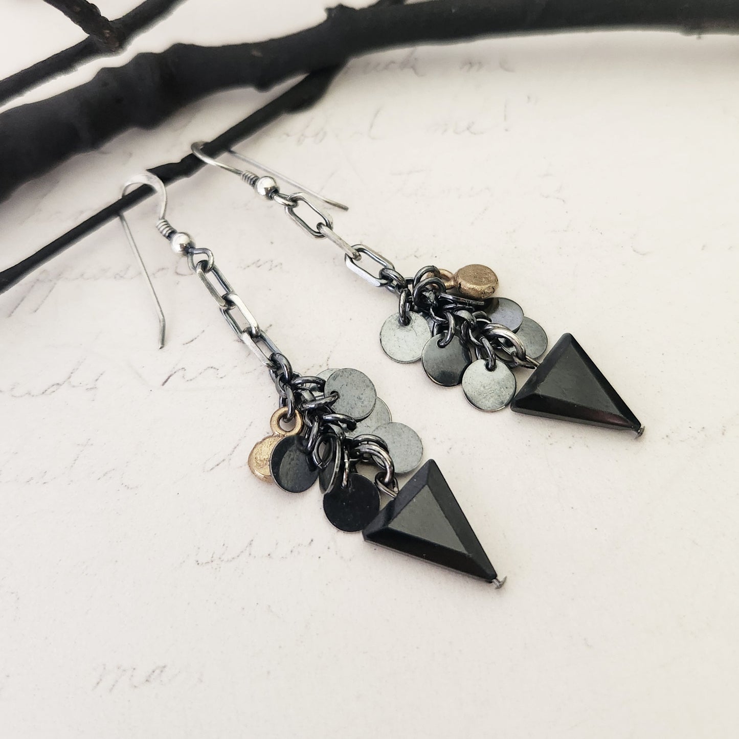SPINEL TRIANGLES earrings