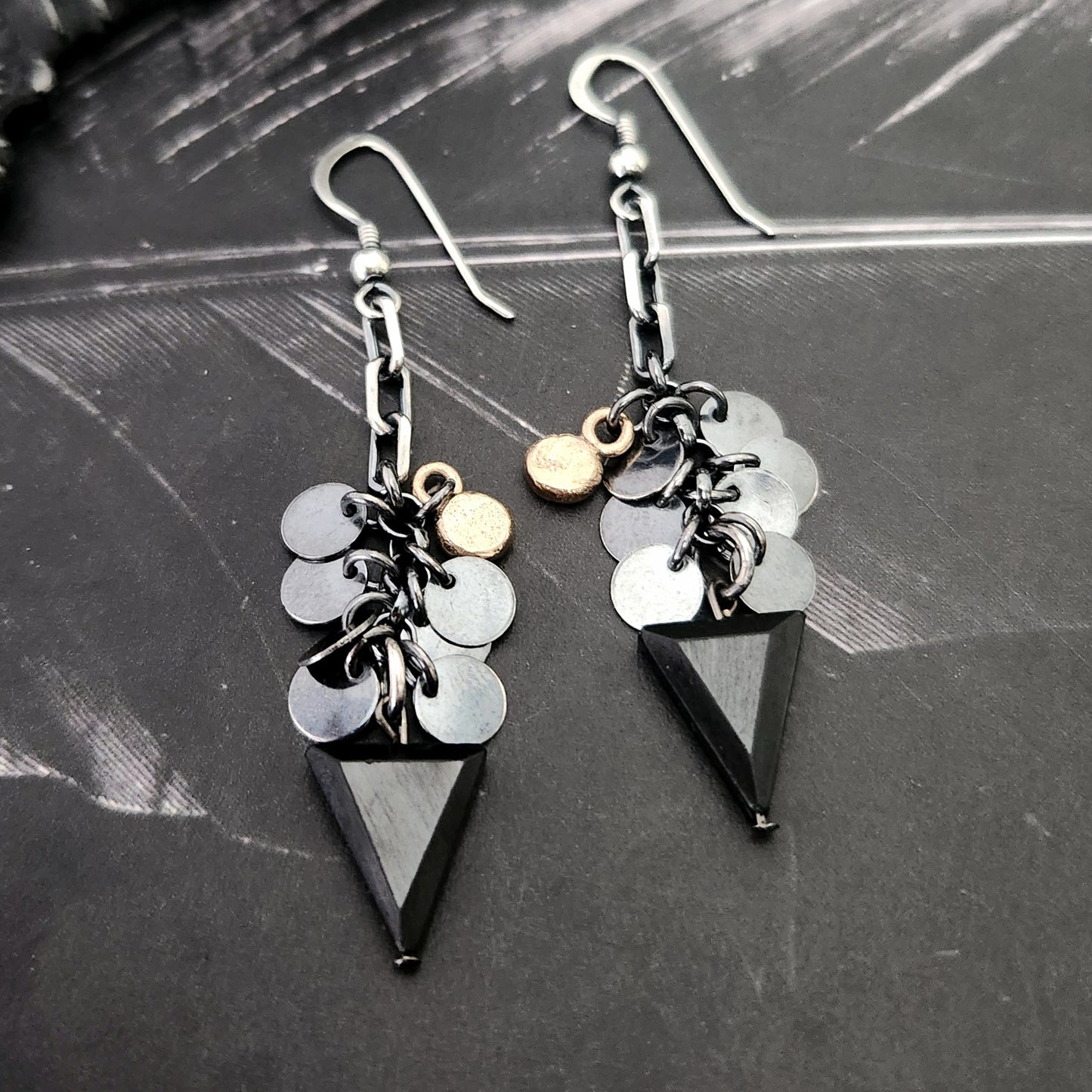 SPINEL TRIANGLES earrings