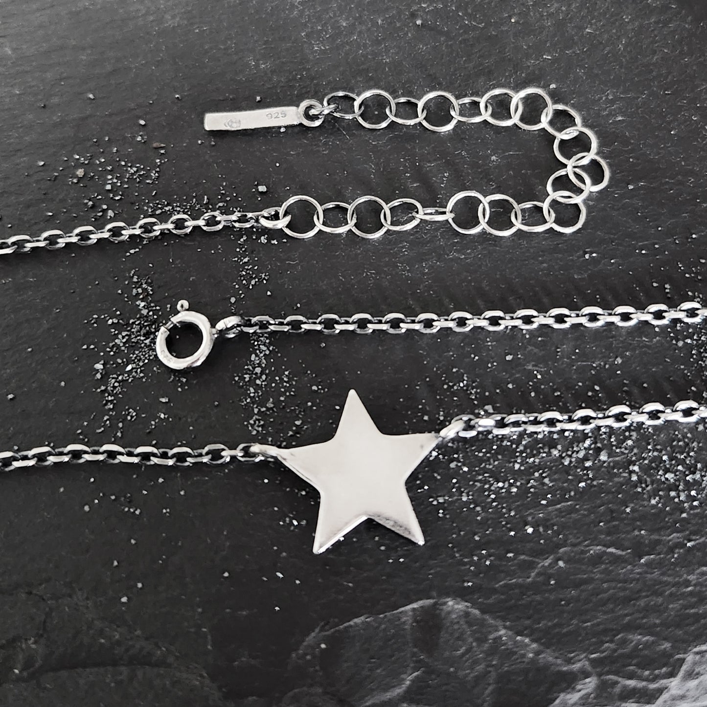 STARSTRUCK necklace