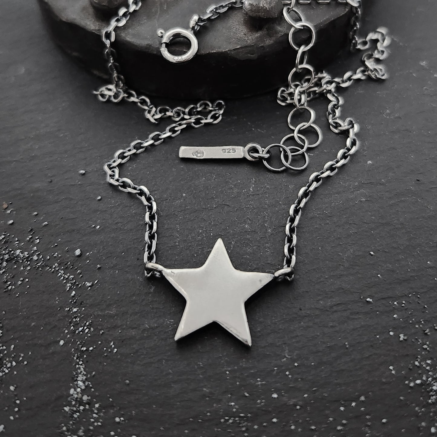 STARSTRUCK necklace