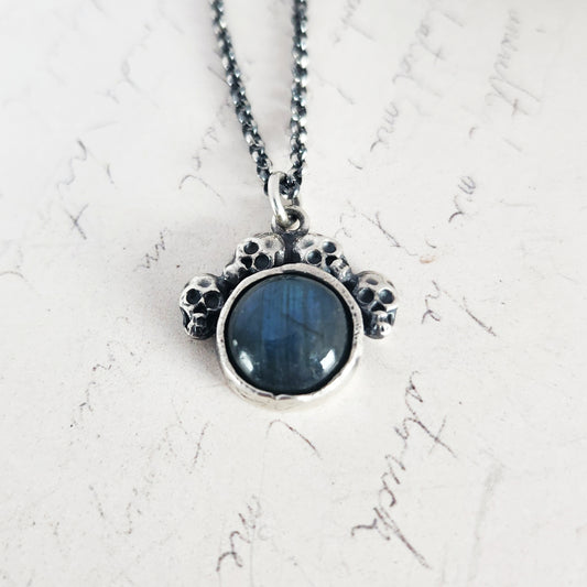 TEMPLE necklace with blue labradorite