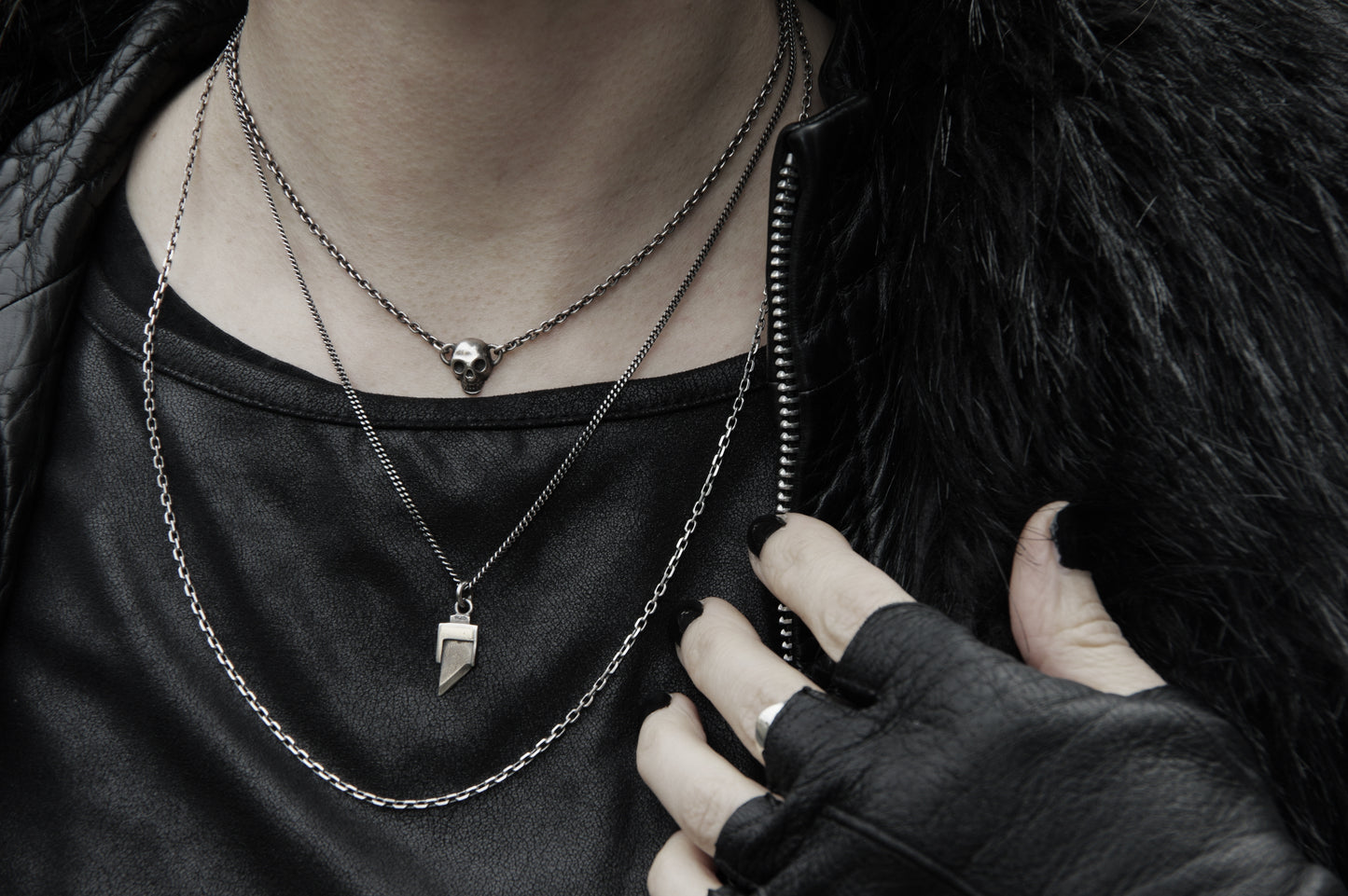 Mini GUILLOTINE necklace